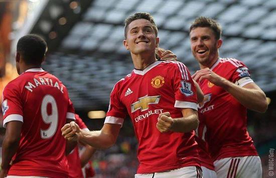 励着一代又 励着一代又